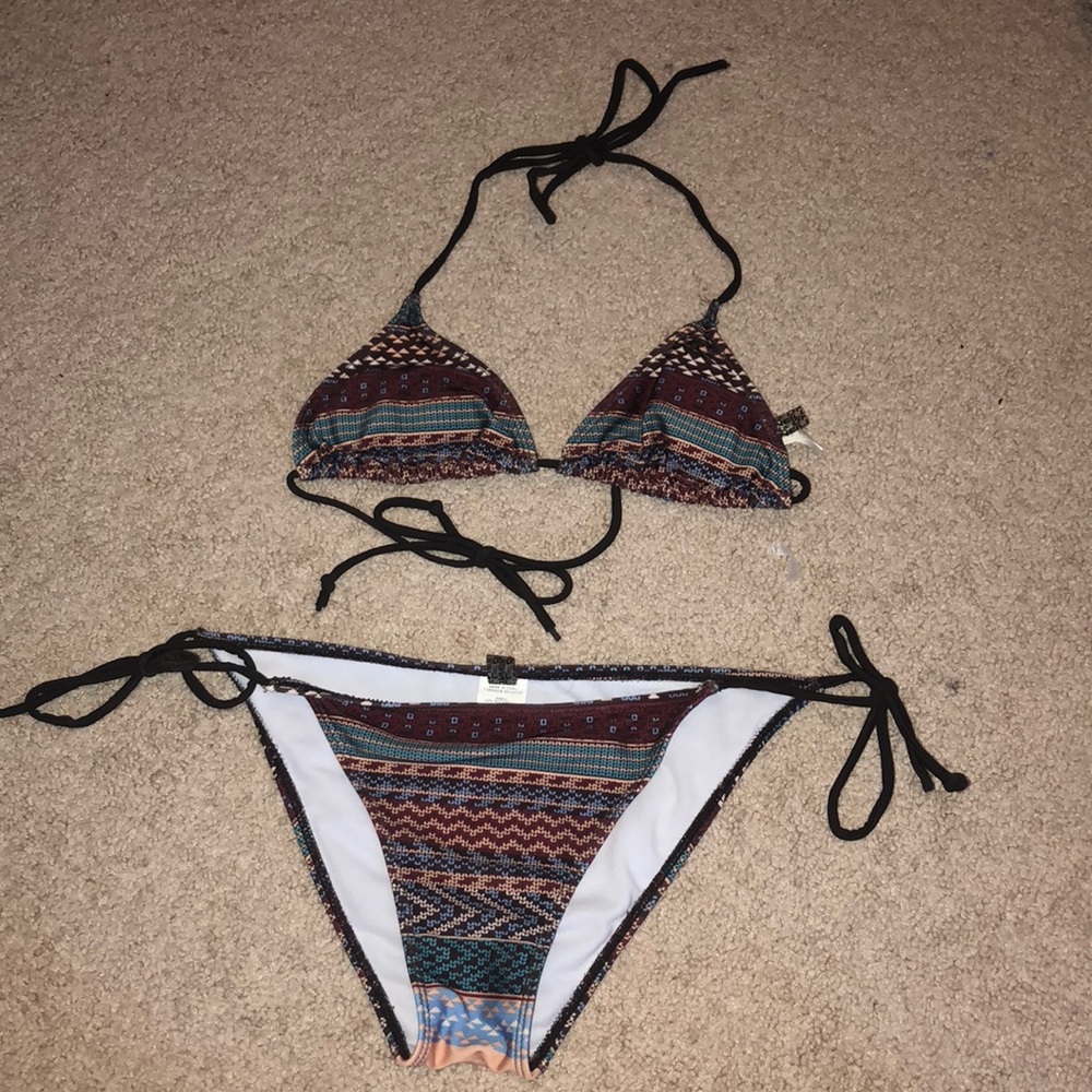 Pacsun string bikini size small